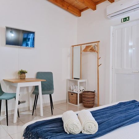 Villa Minha Casa Sua Casa - Cozy Little House, Ac & Wifi Ferragudo  Exterior foto